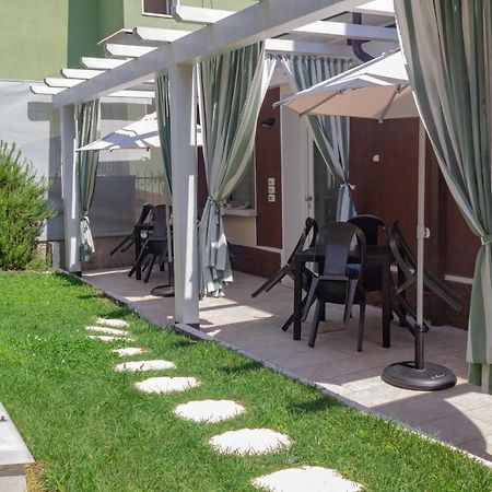 Blau Vacanze Πεσκιέρα ντελ Γκάρντα Εξωτερικό φωτογραφία